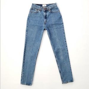 Vintage Levi Mom Jeans